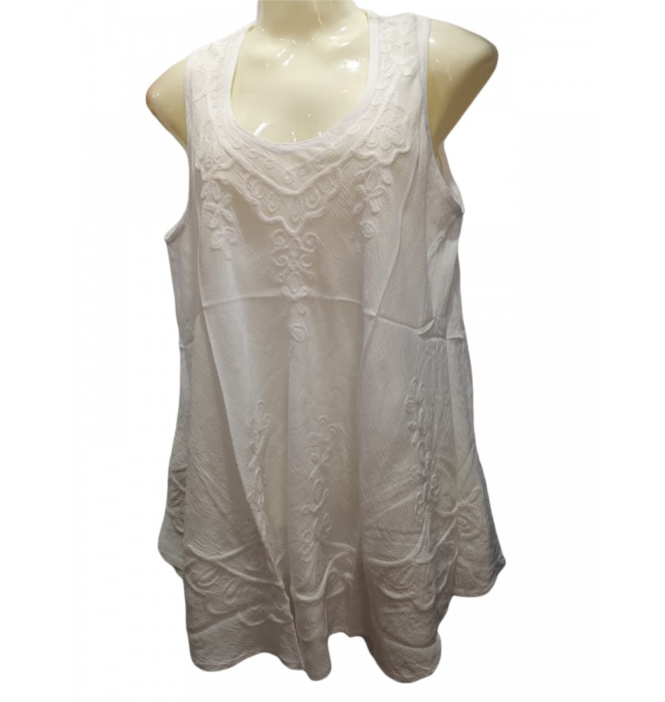 Blusa blanca modelo 5